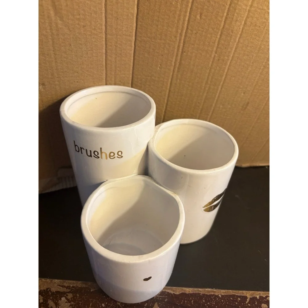 Trio Artisan makeup brush toothpaste bathroom vanity Collection Cups